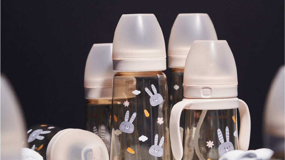 On-the-Go Feeding Made Easy: Disposable Liners & Smart Storage