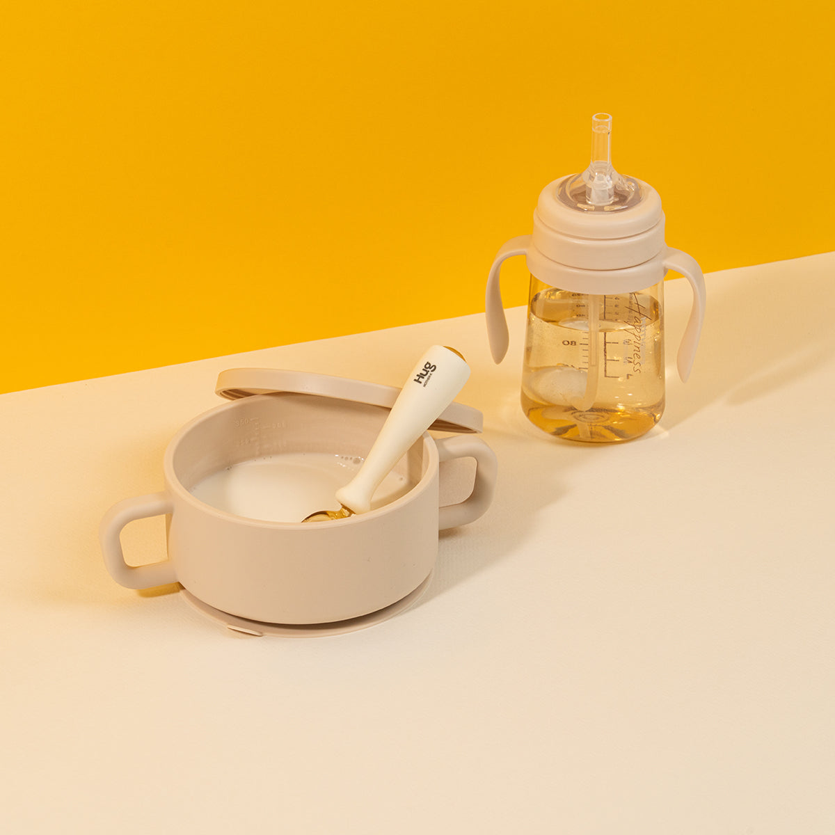 MOTHER-K HUG Dual-Handle Suction Bowl with Lid (Cream)
