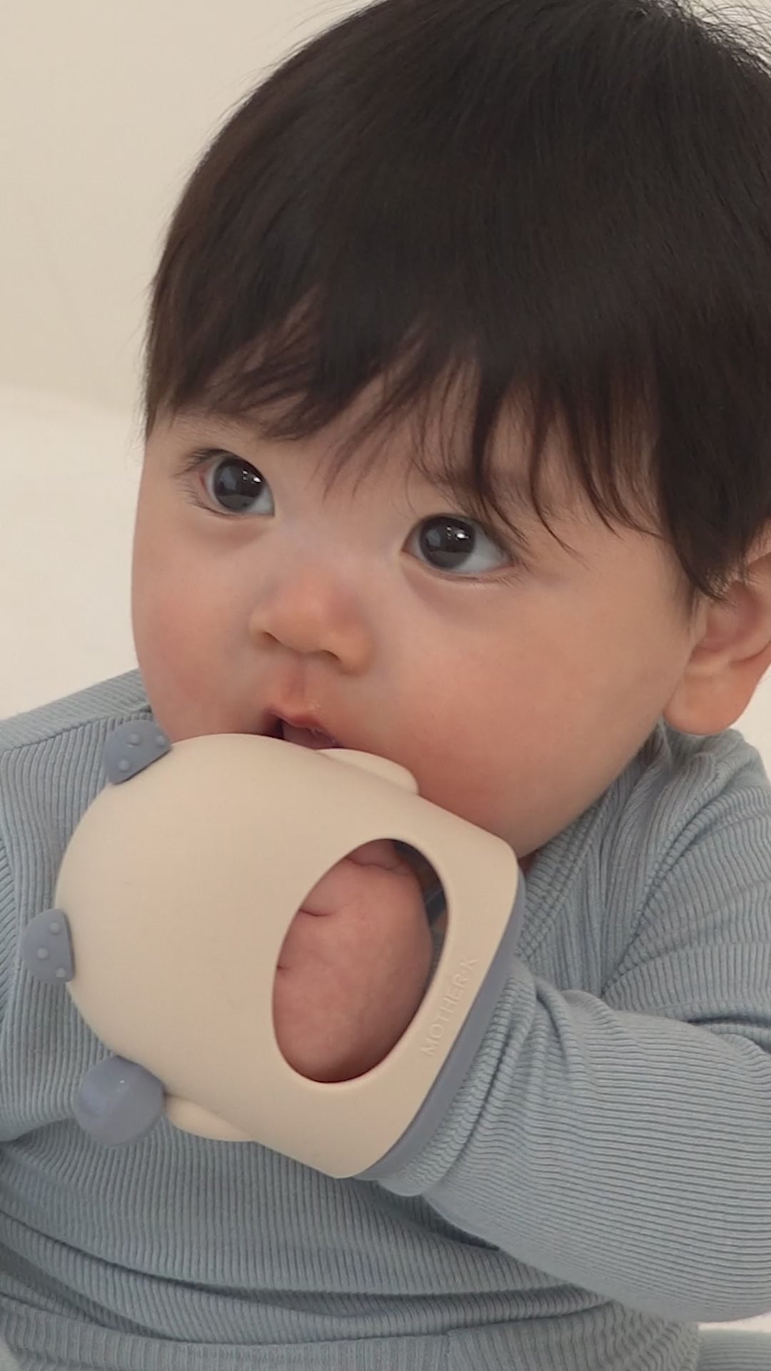 MOTHER-K Silicone Wrist Teether (Cream Blue)